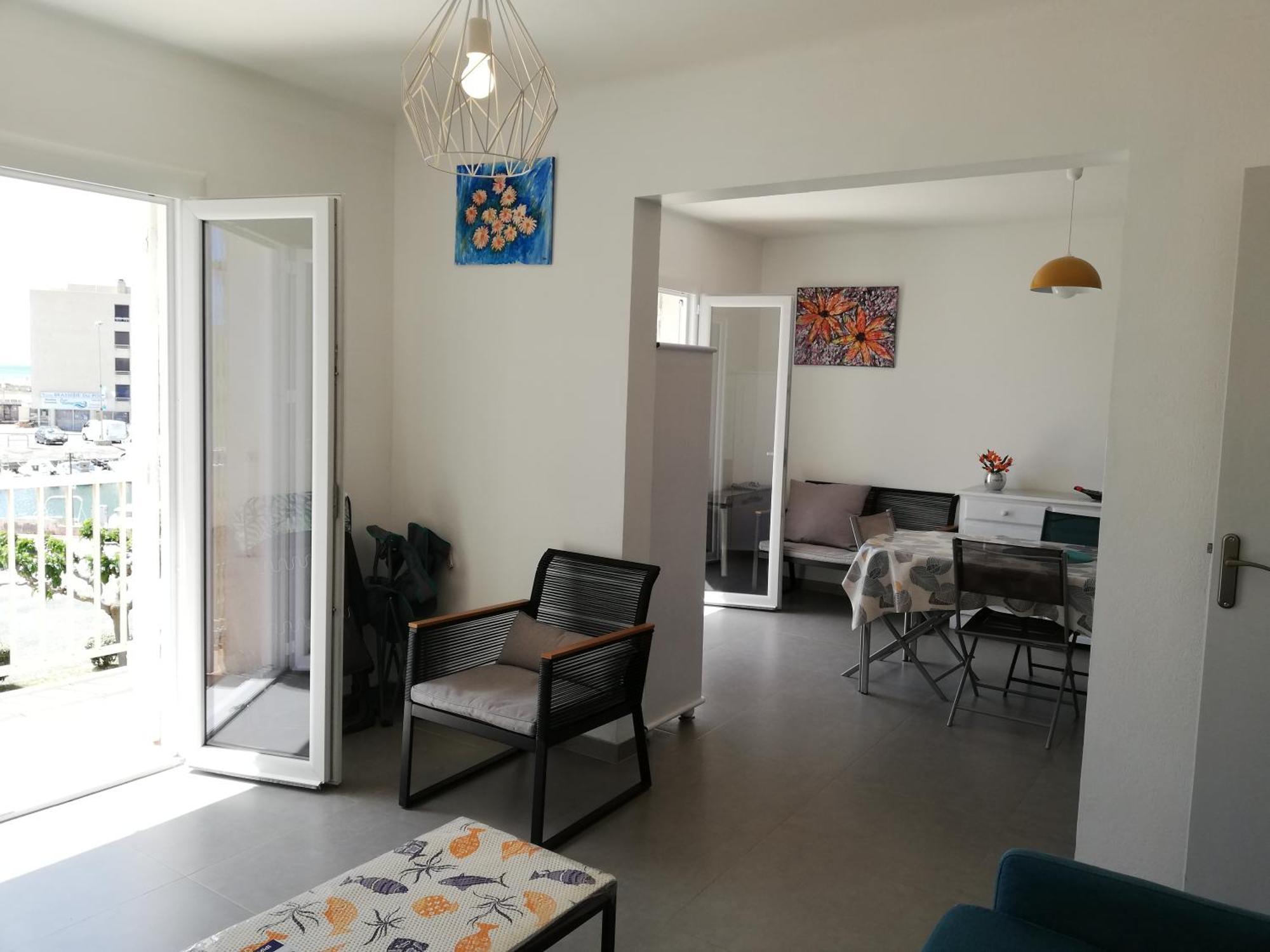 Saint-Pierre-la-Mer  Superbe Appartement Avec Vue Sur Mer Et Port, Parking Prive מראה חיצוני תמונה
